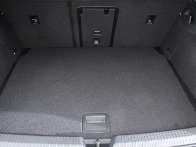 Volkswagen Golf Rabbit TSI