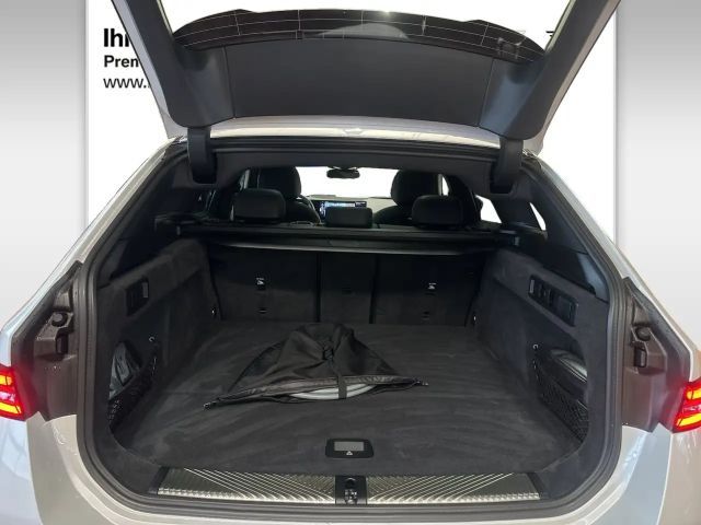 BMW 530 530e M-Sport Touring xDrive