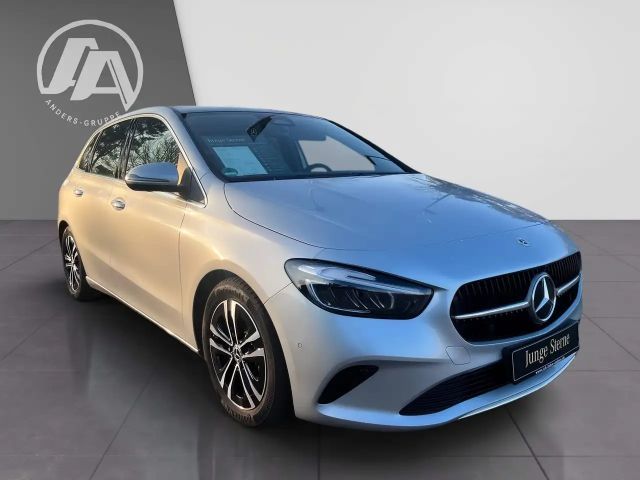 Mercedes-Benz B 180 Progressive Sedan