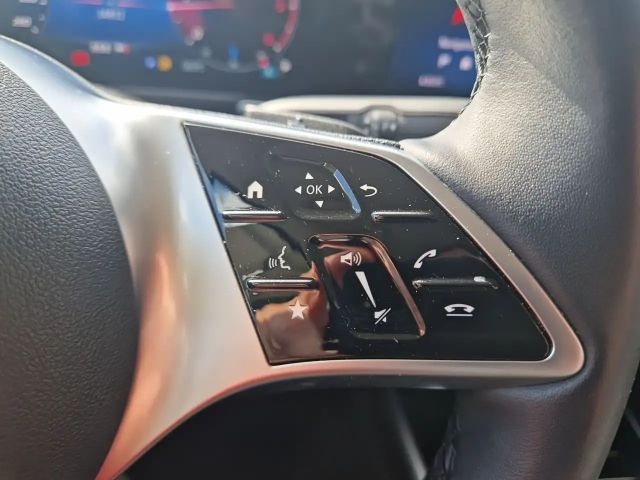 Mercedes-Benz GLB 180 GLB 180 d