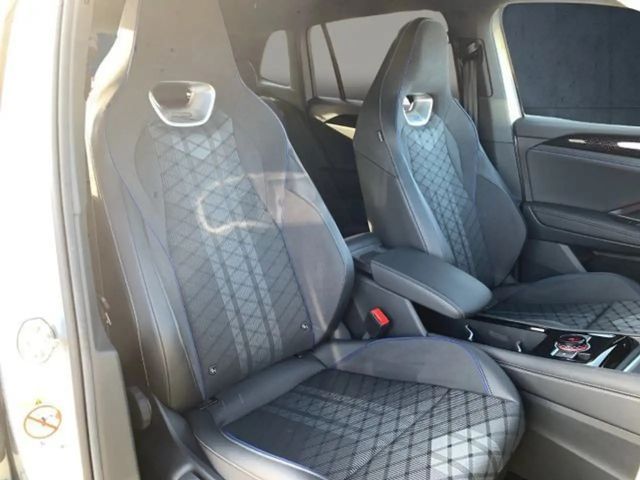 Volkswagen Tiguan 1.5 eTSI R-Line