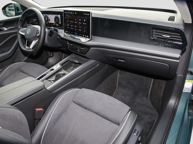 Volkswagen Passat 1.5 eTSI Business Variant