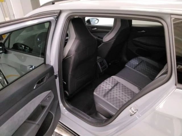 Volkswagen Golf 2.0 TSI R-Line Variant