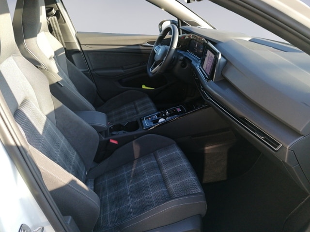 Volkswagen Golf 2.0 TDI DSG Golf VIII