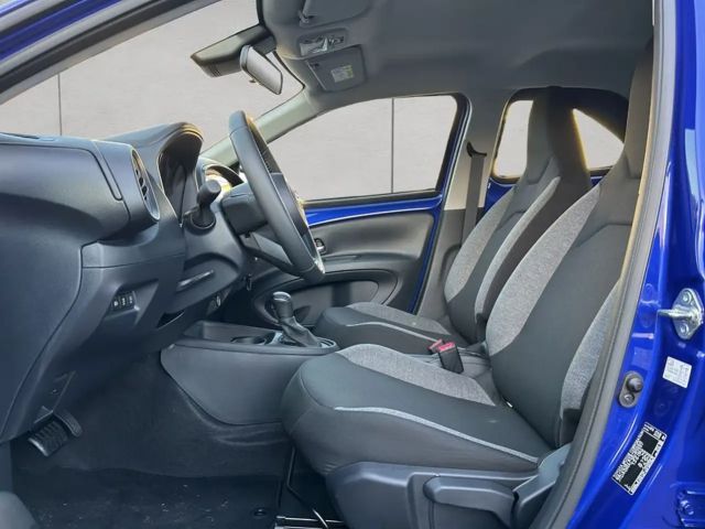 Toyota Aygo X 1.0 VVT-i Hatchback Play S-CVT