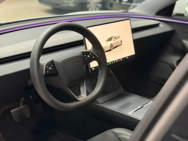 Tesla Model 3 AWD Long Range