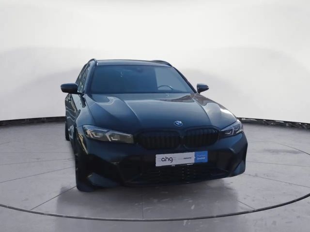 BMW 320 320d M-Sport Touring xDrive