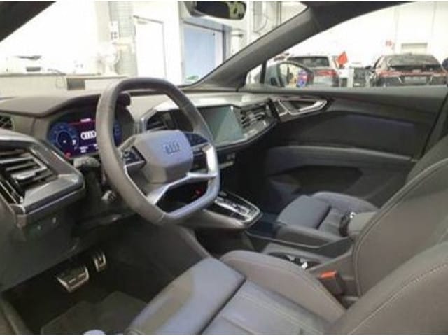 Audi Q4 e-tron SUV 45 e-tron Audi Q4 e-tron