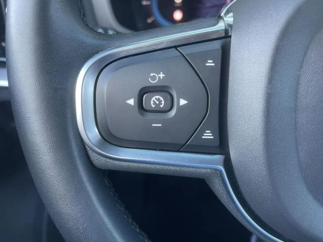 Volvo V60 AWD Recharge T6