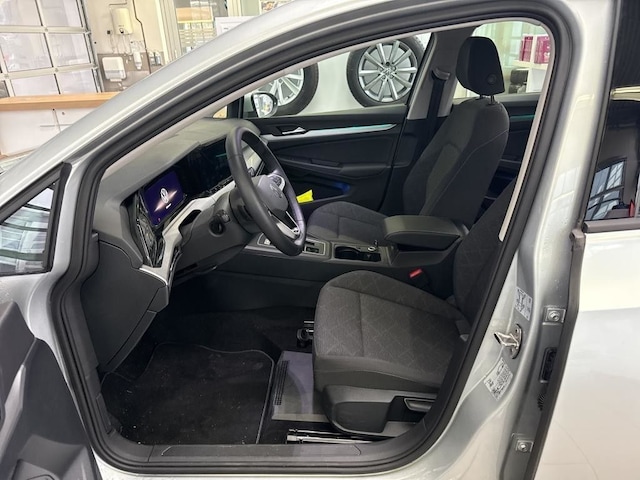 Volkswagen Golf 1.5 eTSI DSG Life Variant