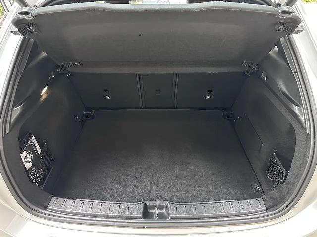 Mercedes-Benz GLA 220 AMG Line GLA 220 d