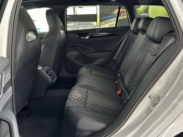 Volkswagen Passat 2.0 TDI R-Line Variant