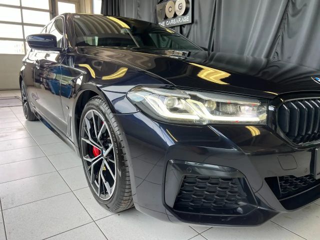 BMW 530 530d M-Sport Sedan