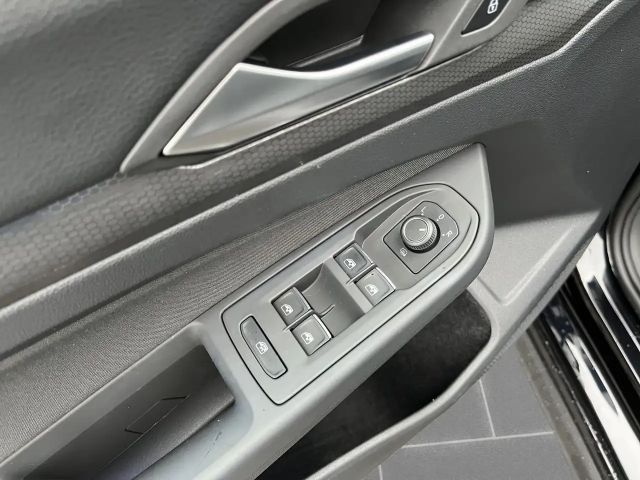 Volkswagen Golf 2.0 TSI Business GTI Golf VIII