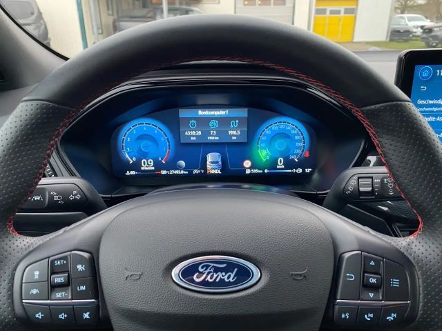 Ford Focus ST Line Wagon