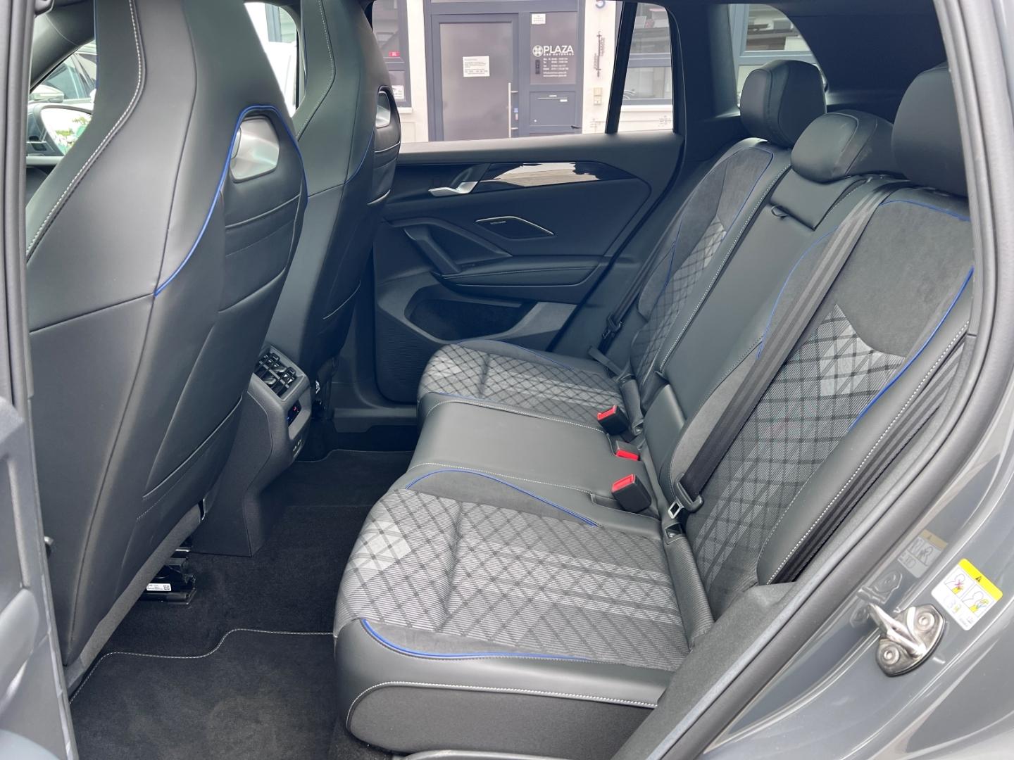 Volkswagen Tiguan 1.5 eTSI IQ.Drive R-Line