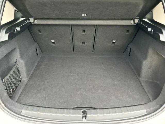 BMW 216 216i Active Tourer Sedan