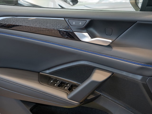 Volkswagen Tiguan DSG R-Line