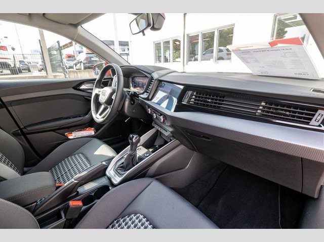 Audi A1 30 TFSI Allstreet S-Tronic