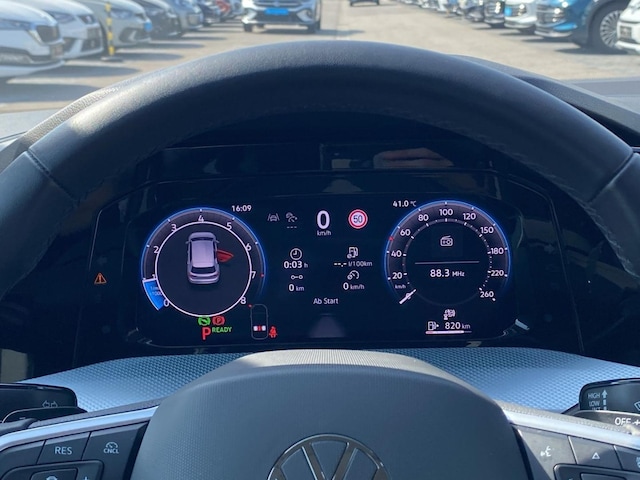 Volkswagen Golf 1.5 eTSI DSG Golf VIII