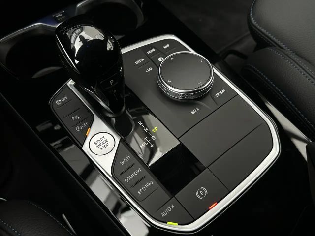 BMW 118 118i M-Sport Sedan