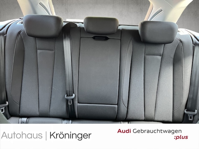 Audi A4 30 TDI Avant S-Tronic