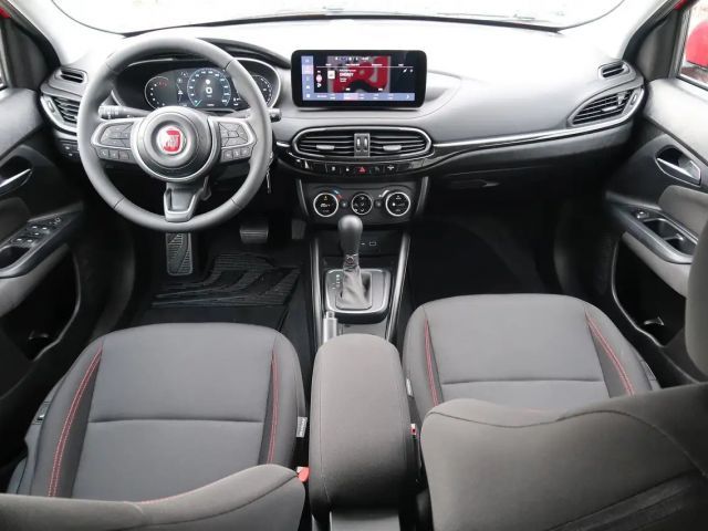 Fiat Tipo 5-Türer MY23 (RED) Hybrid 1.5 GSE LED M+S