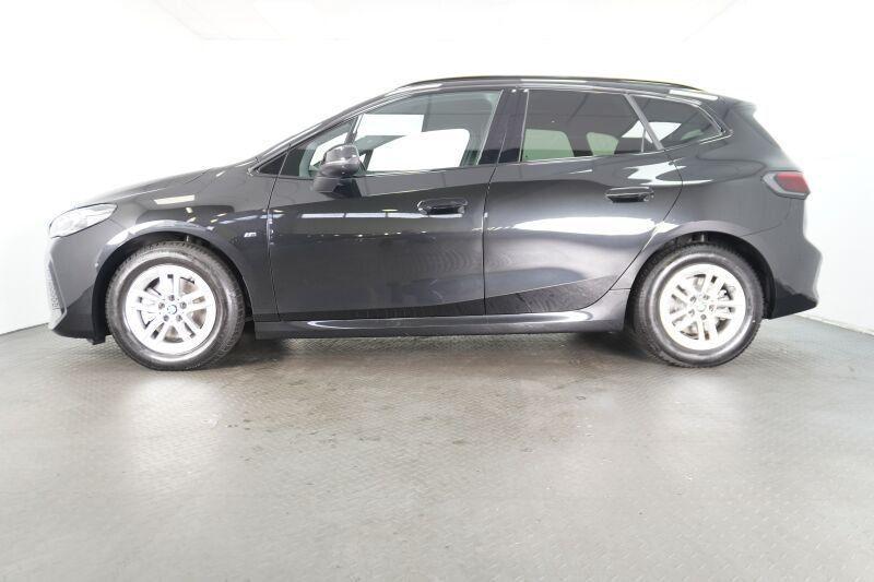 BMW 220 220i Active Tourer