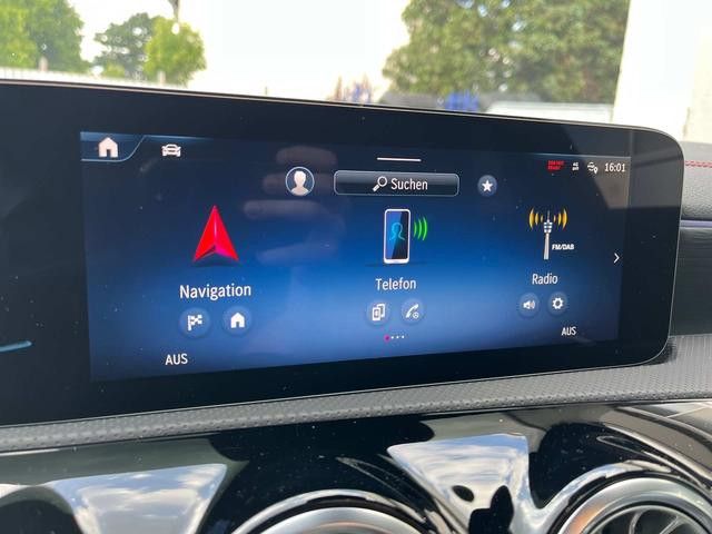 Mercedes-Benz CLA 180 AMG Line Shooting Brake