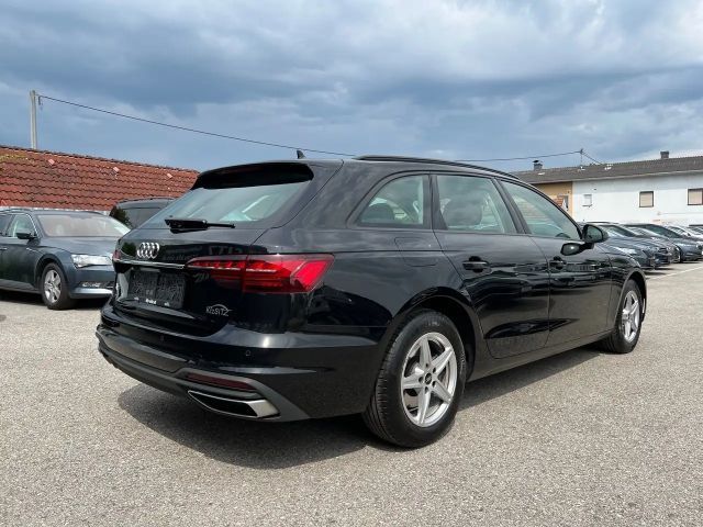 Audi A4 35 TDI Avant S-Tronic