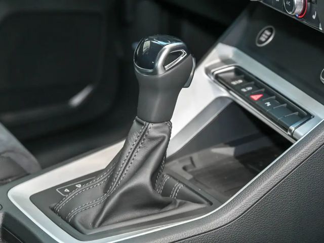 Audi Q3 35 TDI S-Tronic