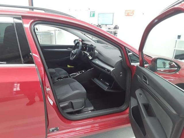 Volkswagen Golf DSG Golf VIII IQ.Drive Variant