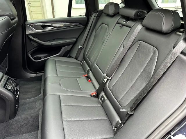 BMW X3 xDrive30e