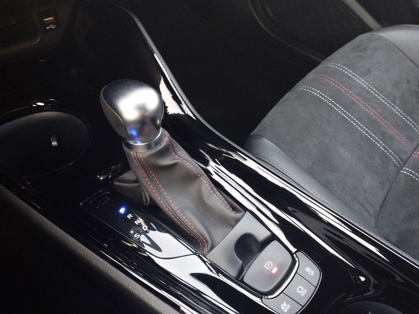 Toyota C-HR 5-deurs GR