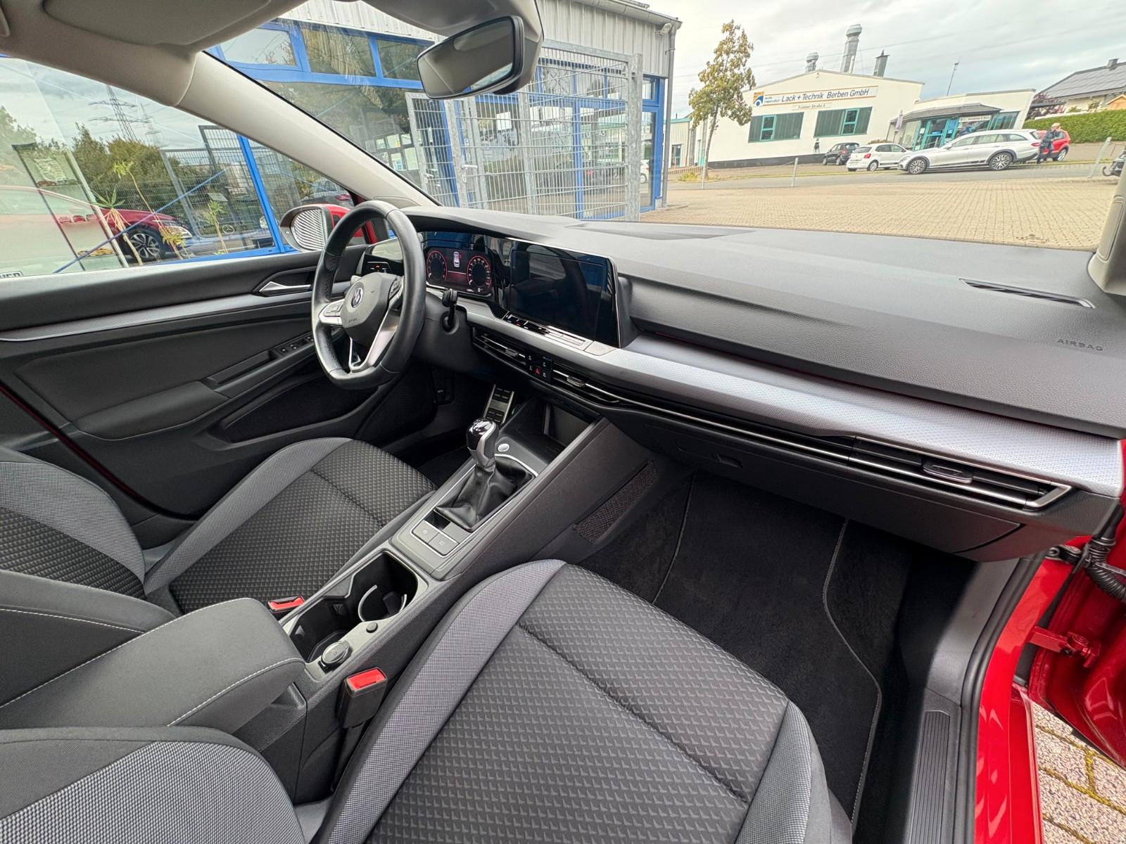 Volkswagen Golf 1.5 TSI Golf VIII