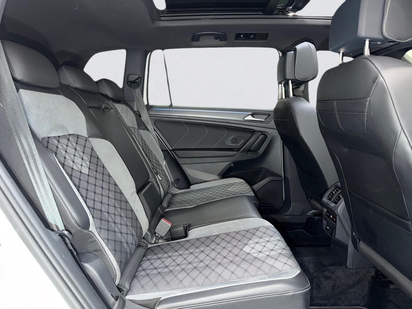 Volkswagen Tiguan Allspace DSG R-Line