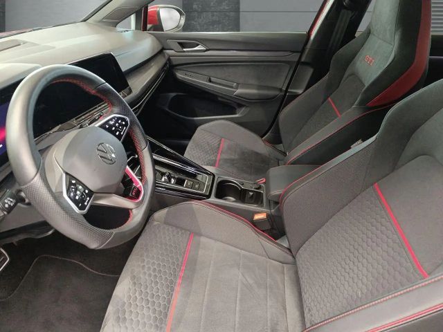 Volkswagen Golf 2.0 TSI DSG