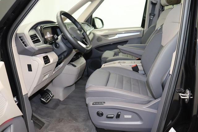 Volkswagen Multivan 2.0 TDI DSG Style T7