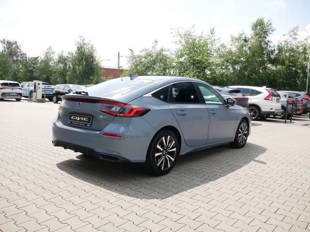 Honda Civic 2.0 Elegance Hybrid i-MMD