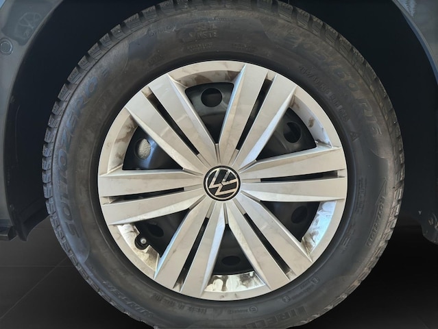 Volkswagen Touran 1.5 TSI DSG R-Line