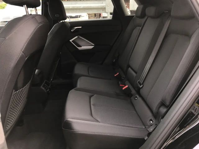 Audi Q3 35 TFSI S-Tronic