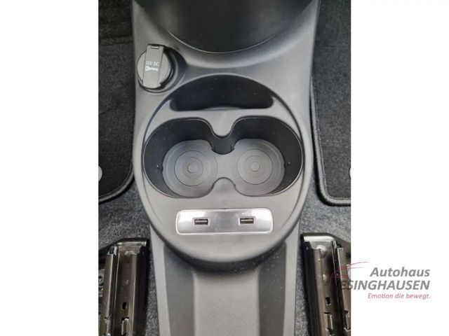 Fiat 500 Mild-Hybrid Hatchback TÜV NEU CARPL NAVI PDC Panor