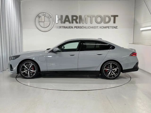 BMW 530 530e M-Sport Sedan xDrive