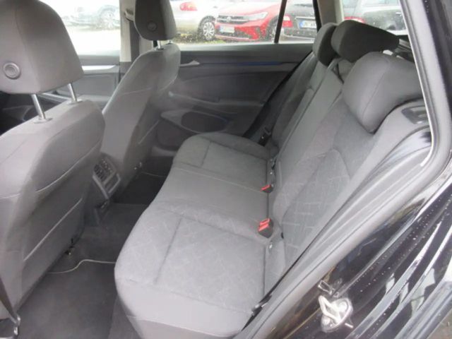 Volkswagen Golf 2.0 TDI DSG Life Variant