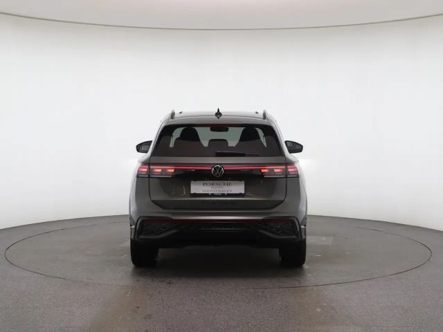 Volkswagen Tiguan 4Motion DSG R-Line