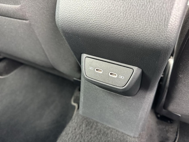 Volkswagen Taigo 1.0 TSI DSG R-Line