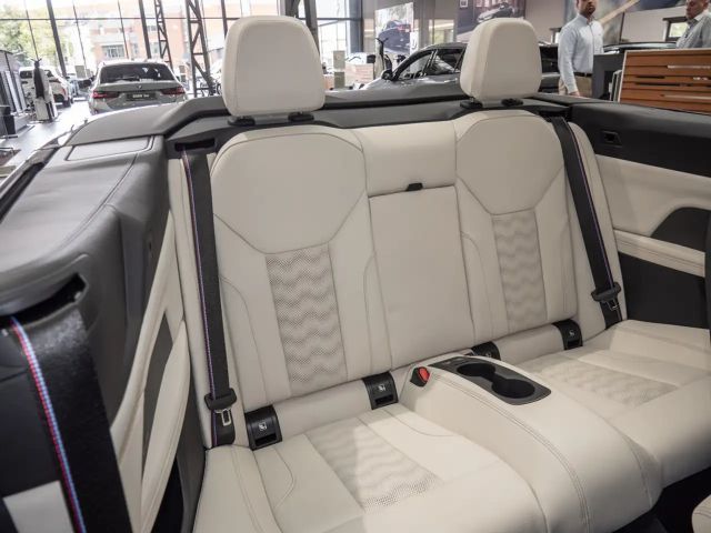 BMW M4 Cabrio Competition xDrive