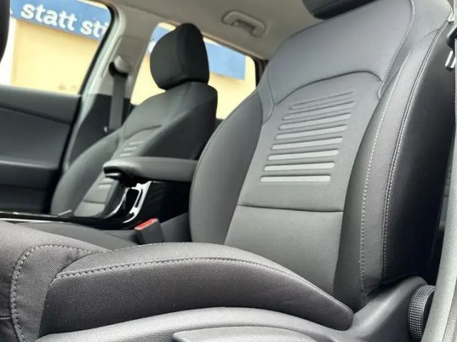 Hyundai i30 New i30 Kombi 1.5 DPi Sondermodell GO*LED,Navi.