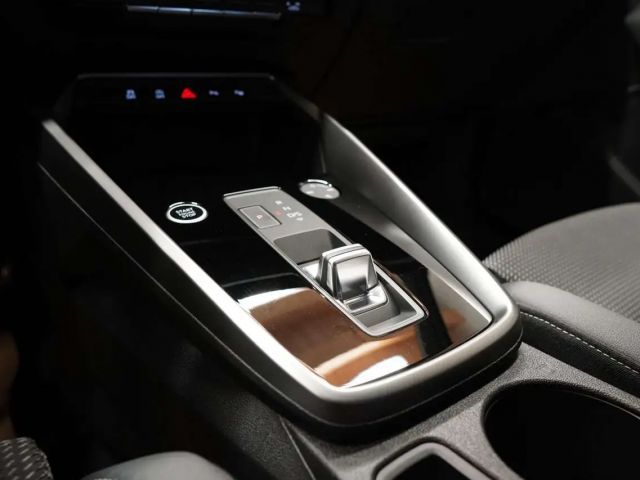 Audi A3 30 TDI S-Tronic Sedan