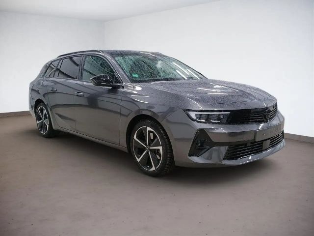Opel Astra Sports Tourer Ultimate